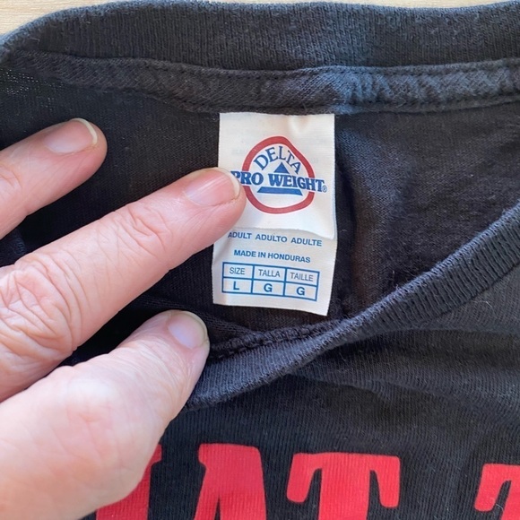 Christmas Tee size Large (FJ) - Picture 9 of 9